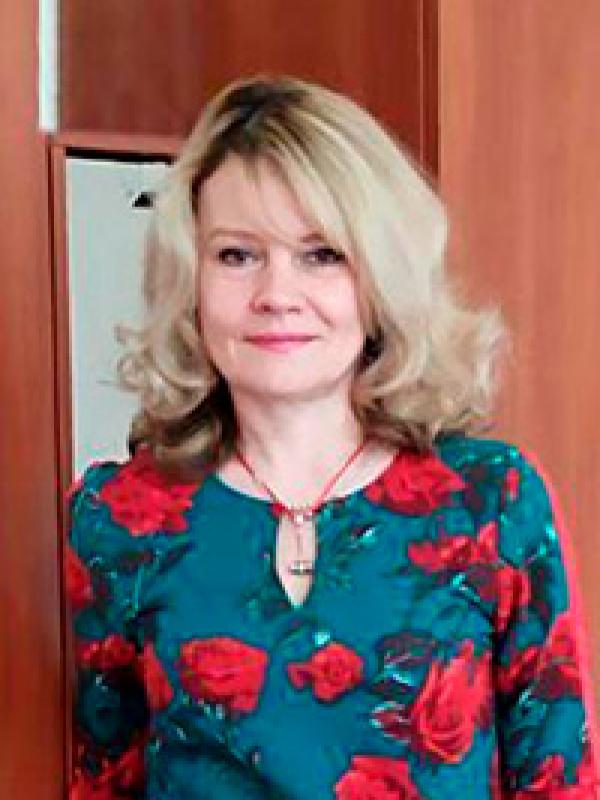 Назарова Лариса Григорівна